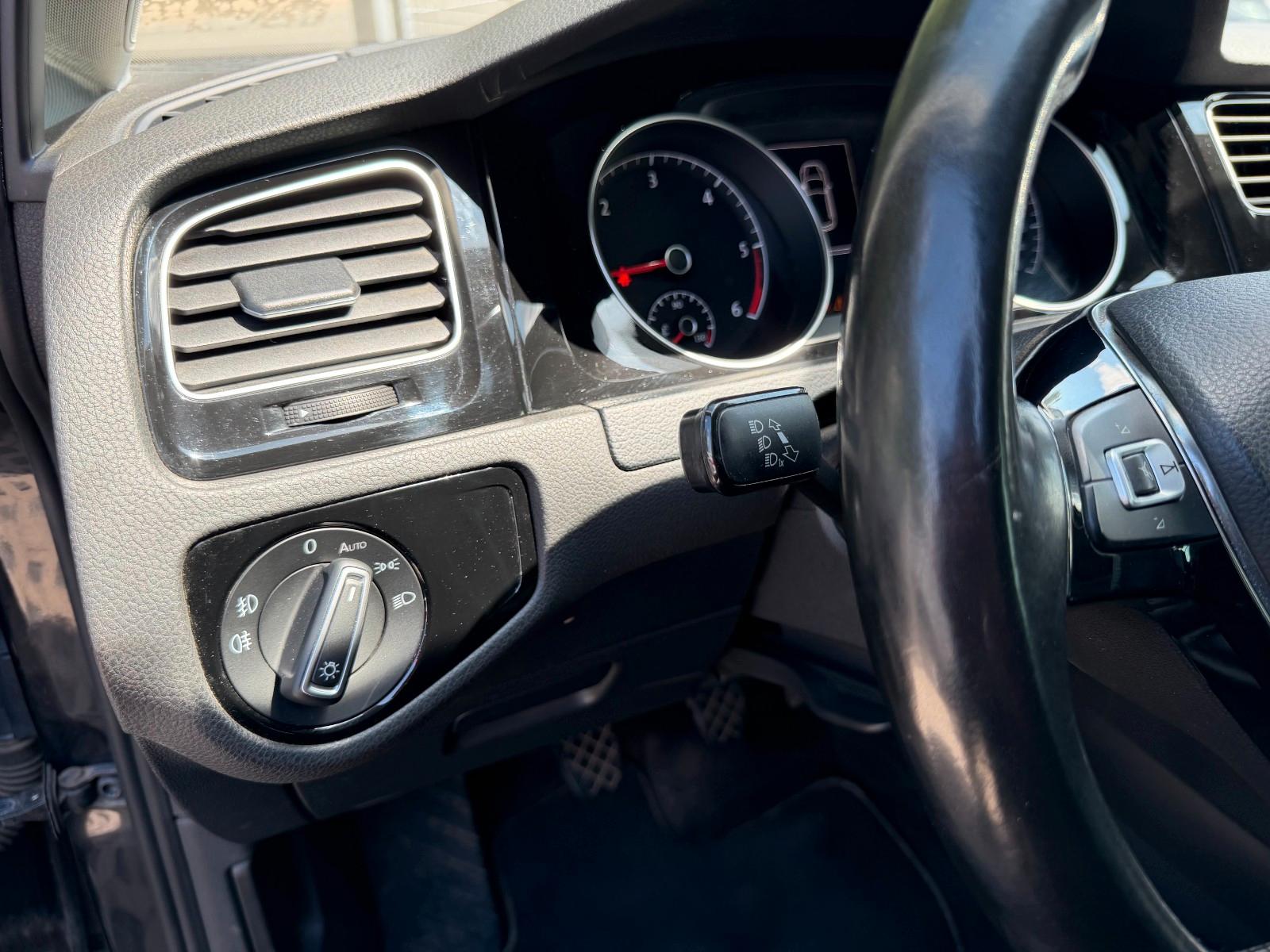 Volkswagen Golf VII 2.0TDI*Xenon*Teilleder*Sitzhzg*