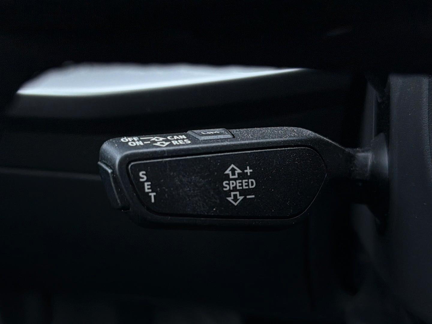 Audi A3 Sportback 35 TFSI S line Navi LED 2ZK SHZ PDC, миниатюра 17