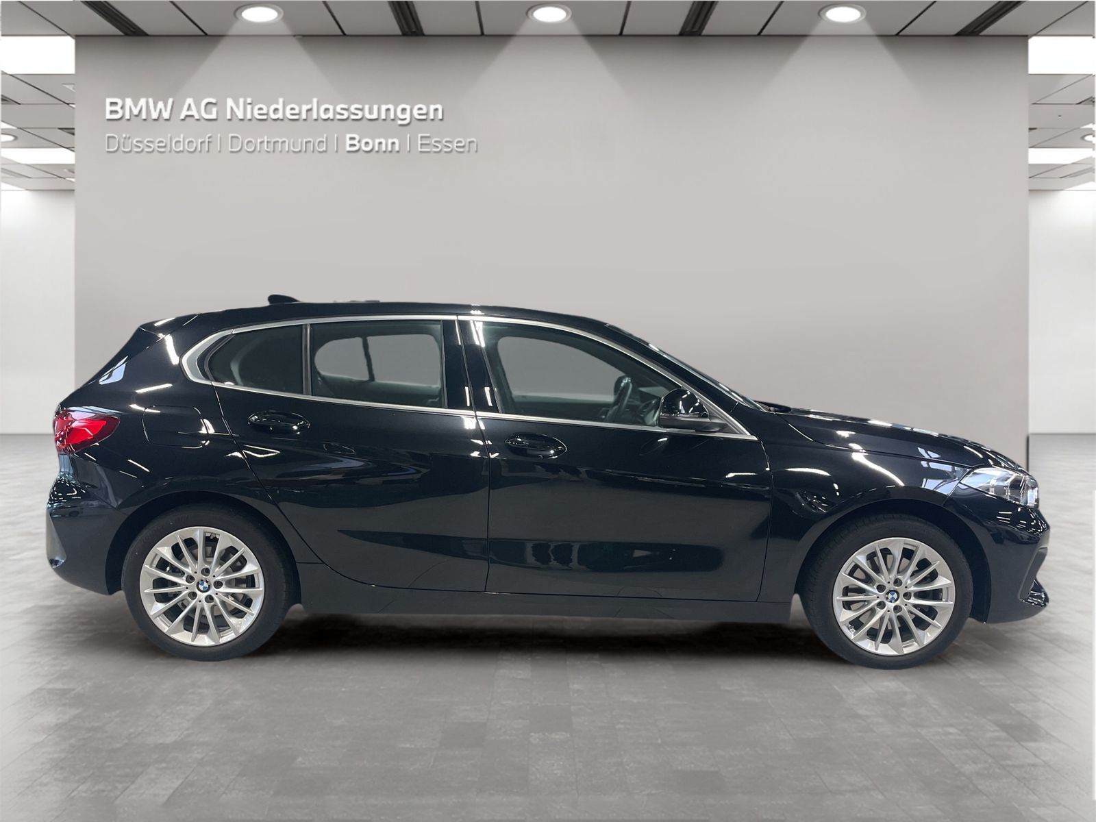 BMW 118i LiveCockpitProf Pano.Dach PDC LED foto 4