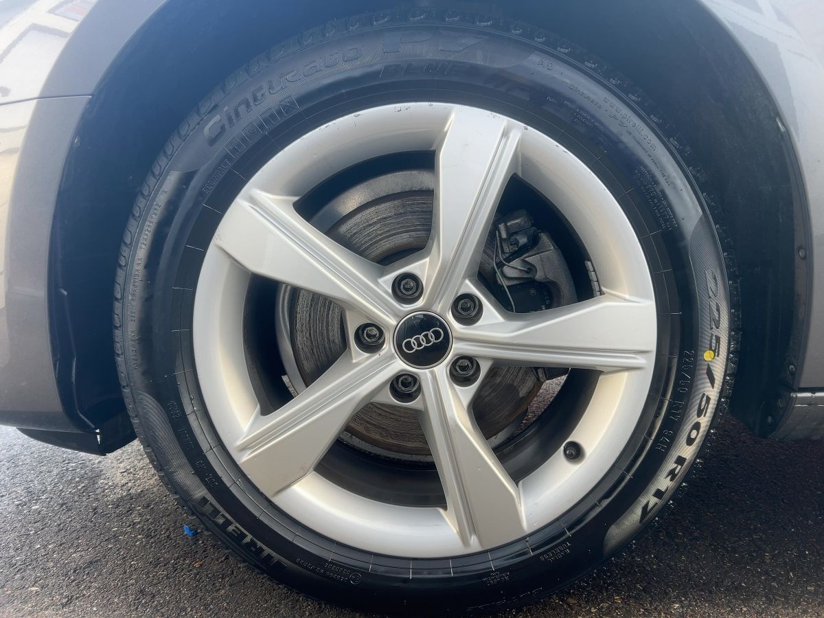 Audi A4 - Bild 12