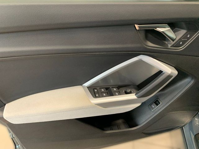 Q3 35 TFSI S LINE LED+AHK+MMI NAVI+ALU+KLIMA+PDC