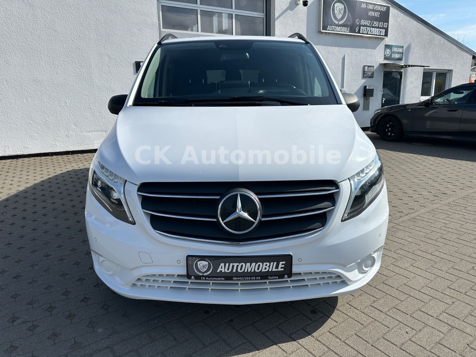 Fahrzeugabbildung Mercedes-Benz Vito Mixto 119 Lang Autom./5 Sitze/Navi/LED/AHK
