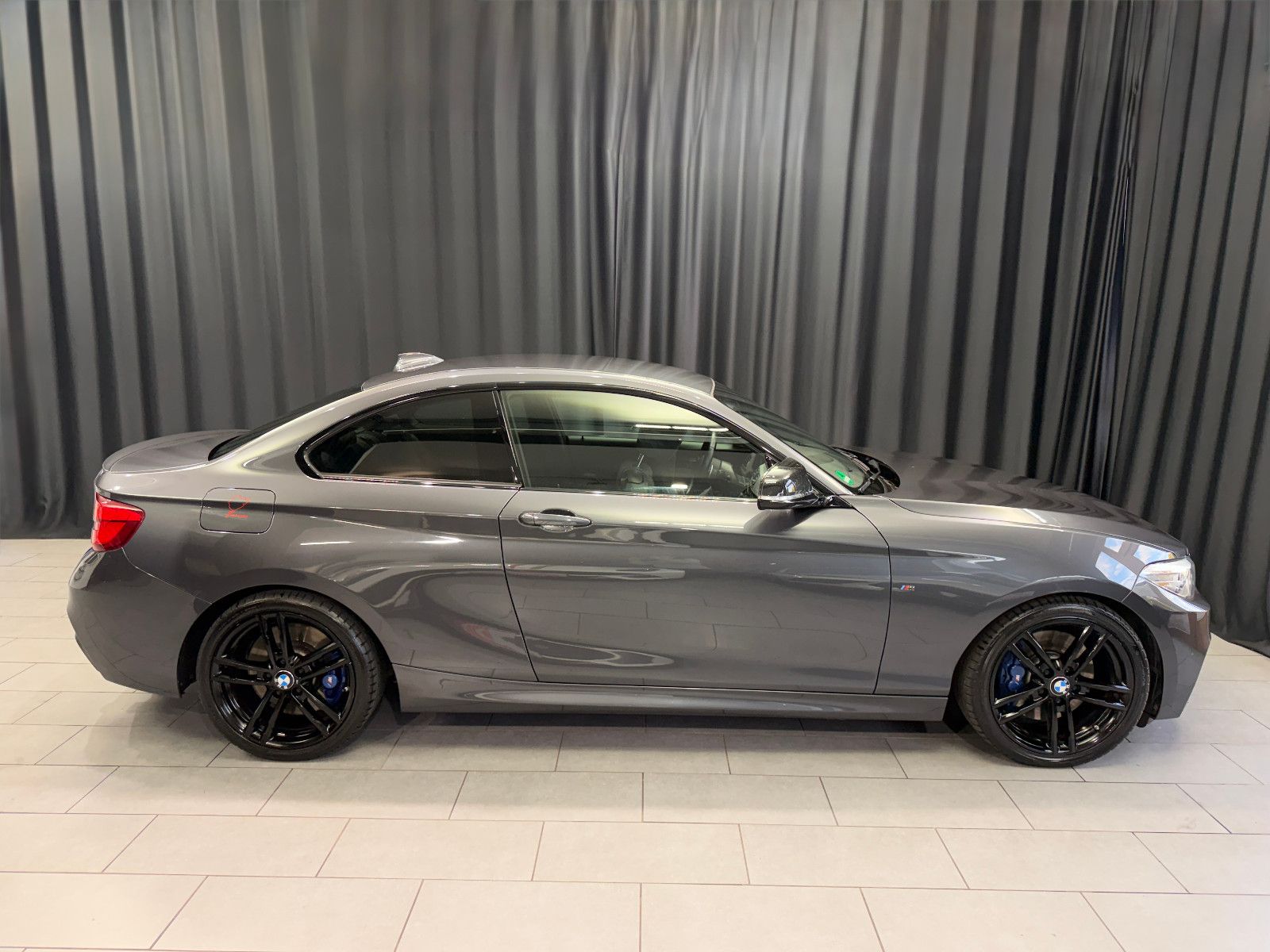 Fahrzeugabbildung BMW M240i Coupe|HJS|MPS|H&K|LCI|NO-OPF