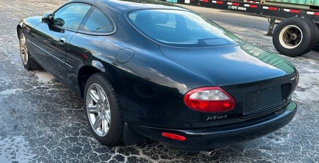 Jaguar XK8 Coupe