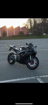 Suzuki GSXR 600 *TÜV Neu* - SUZUKI GSXR 600