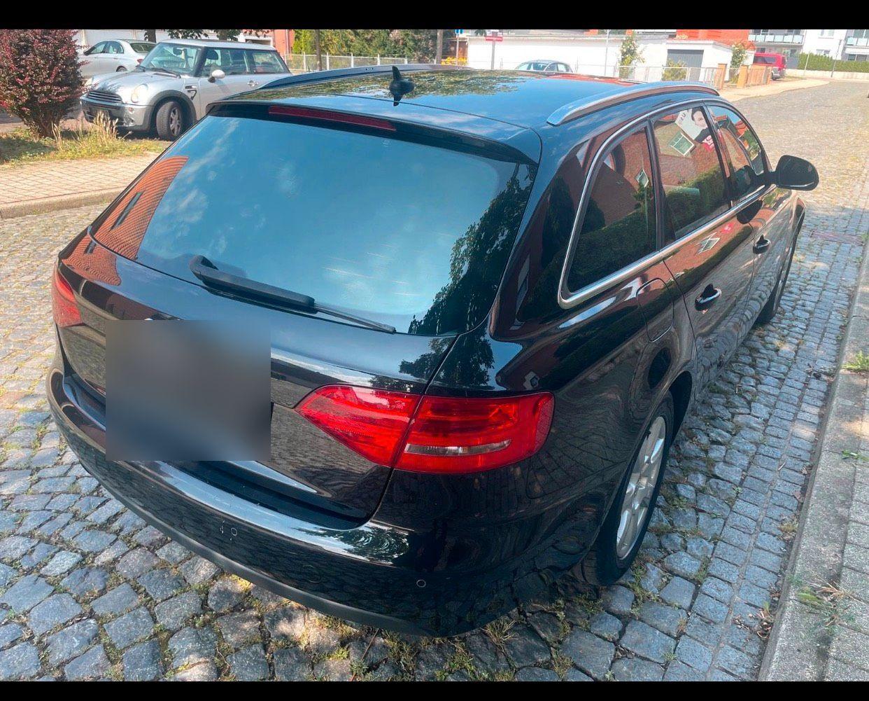 Audi A4 2009 — engine 160 HP (118kW)