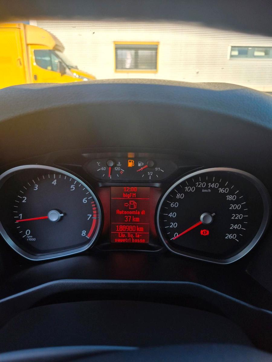 Ford Mondeo 2011 — photo 9