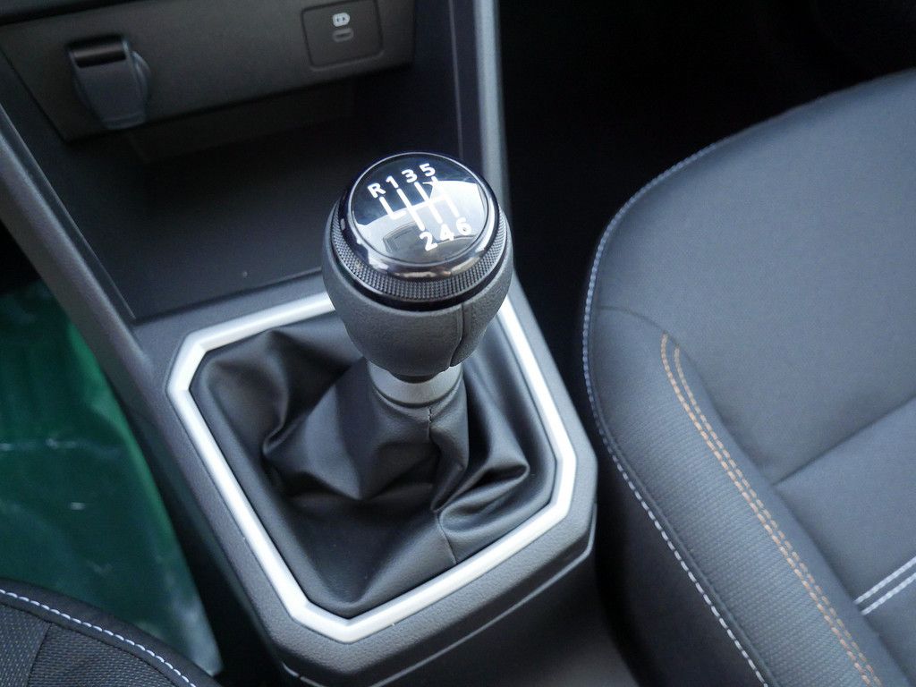 Fahrzeugabbildung Dacia Sandero Stepway Expression TCe 90