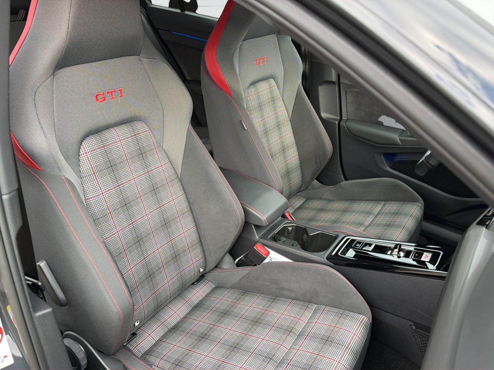 Volkswagen Golf VIII Lim. GTI 2.0 TSI 245 PS NAVI SHZ LED, миниатюра 9