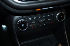Fahrzeugabbildung Ford Fiesta ST X LED NAVI CAM Winter + Performance P.
