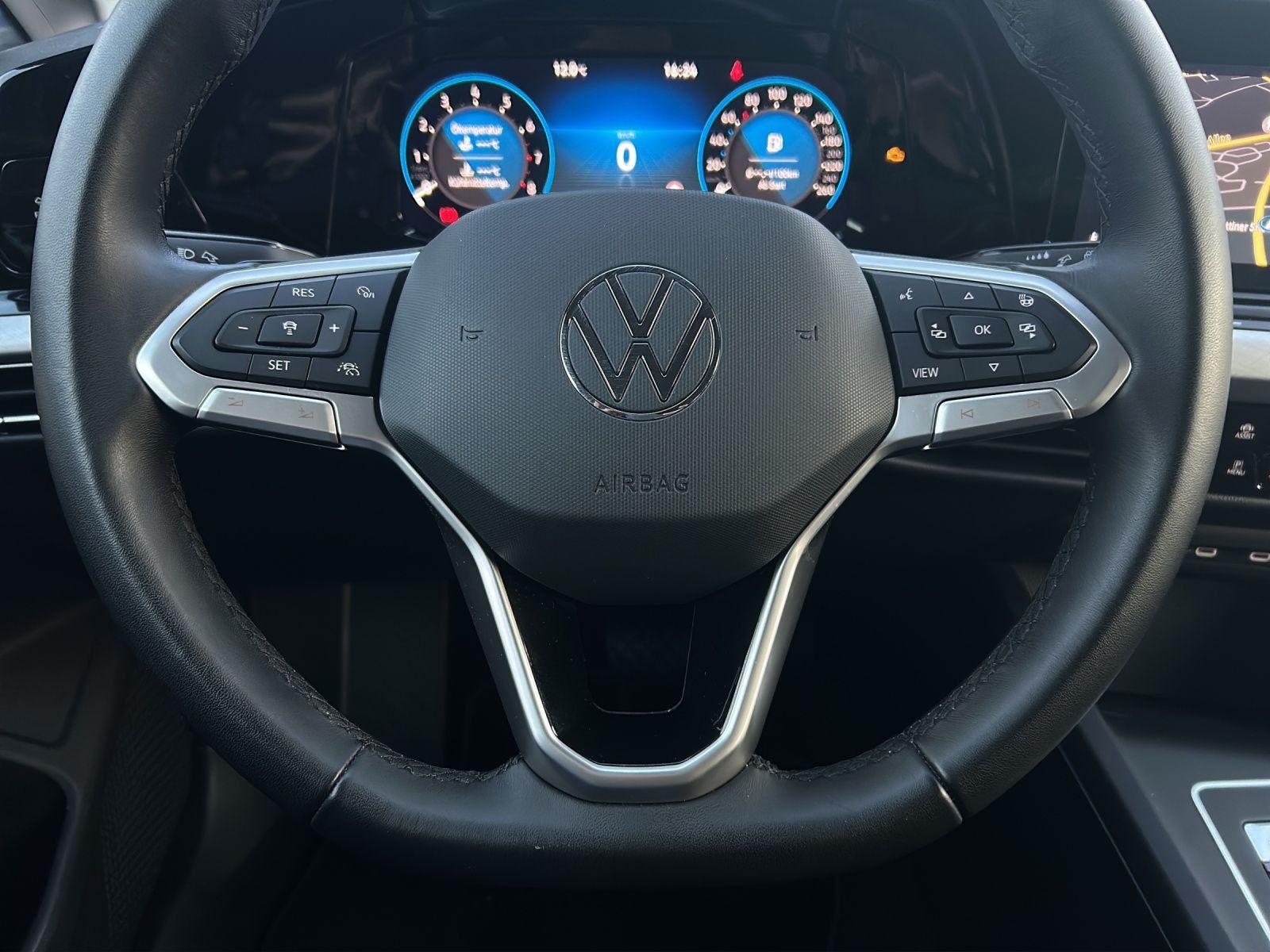 Volkswagen Golf - Bild 8