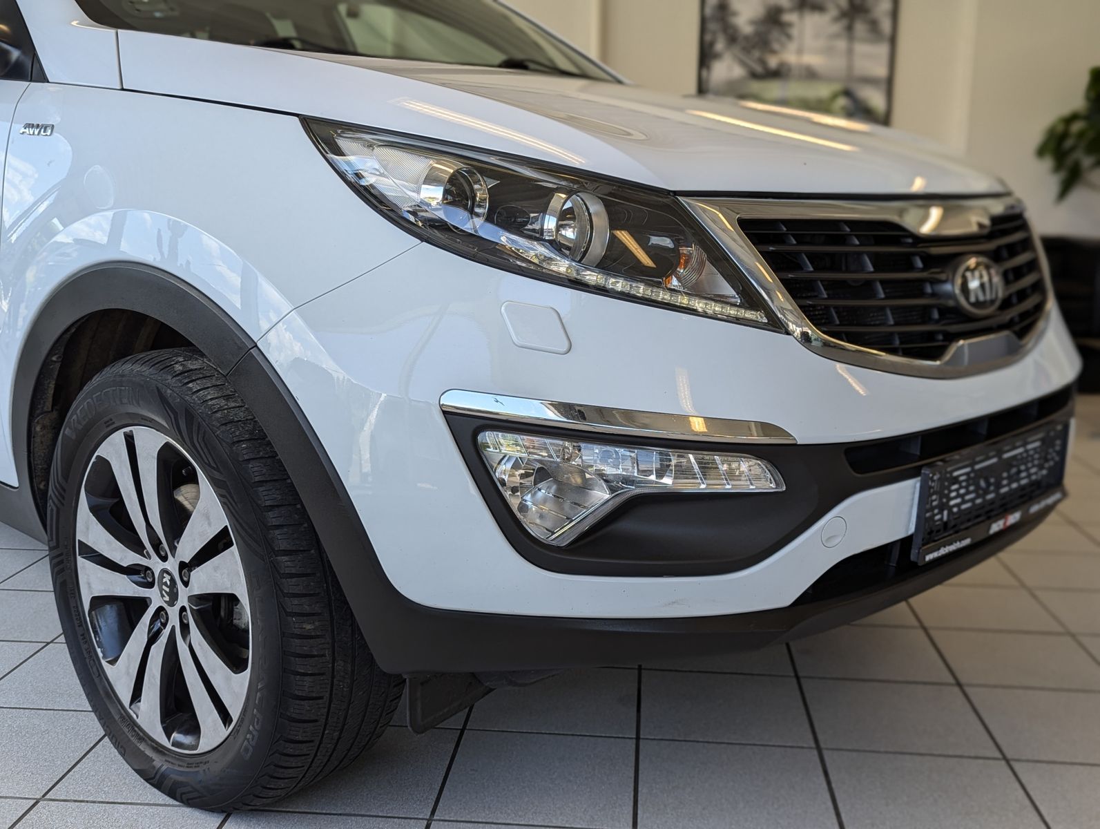 KIA Sportage 2.0CRDi 4WD FIFA Leder Kamera AHK 18" - Image 9