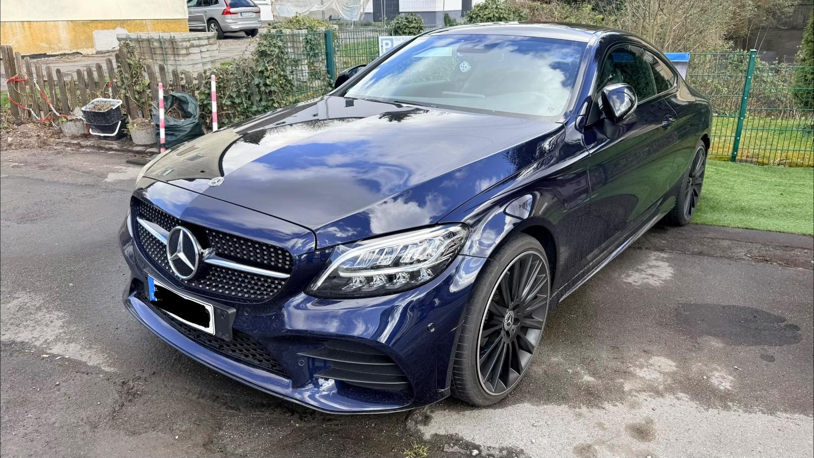 Mercedes-Benz C 200 C Coupe C 200 4Matic AMG Line