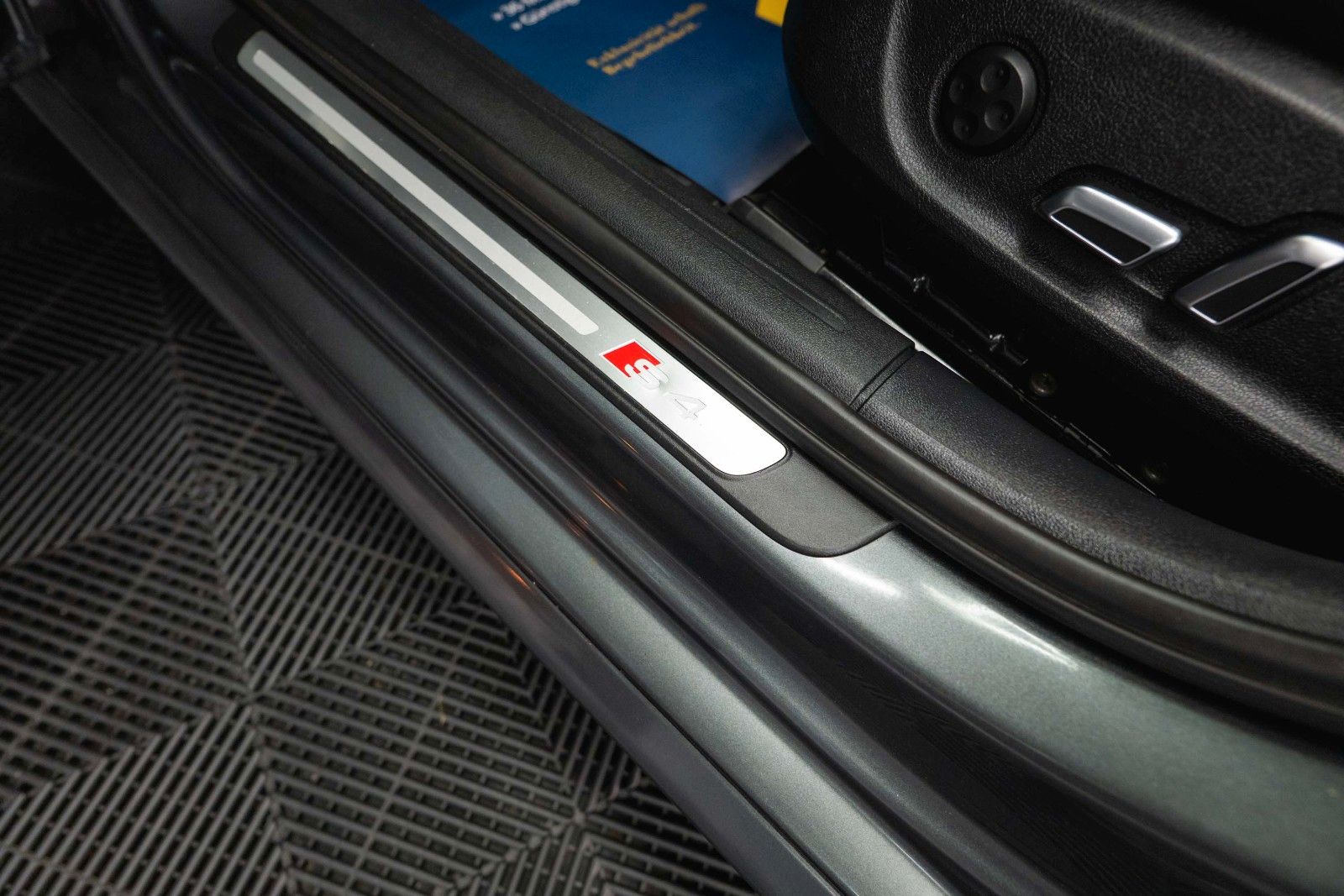 Fahrzeugabbildung Audi S4 Avant 3.0 TFSI quattro | Top Zustand | LED