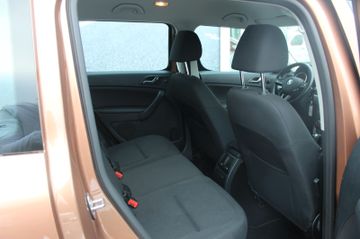 Fahrzeugabbildung SKODA Yeti Ambition Navi Xenon AHK