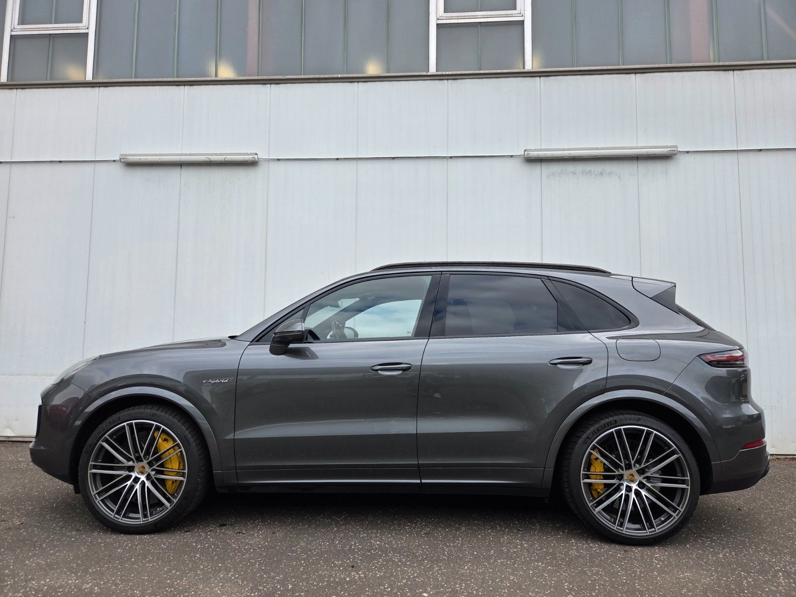 PORSCHE Cayenne Turbo S E-Hybrid Approved bis 10.2027!!