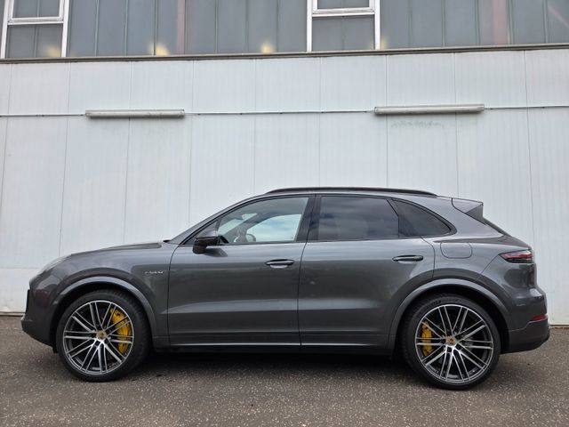 PORSCHE Cayenne Turbo S E-Hybrid Approved bis 10.2027!!