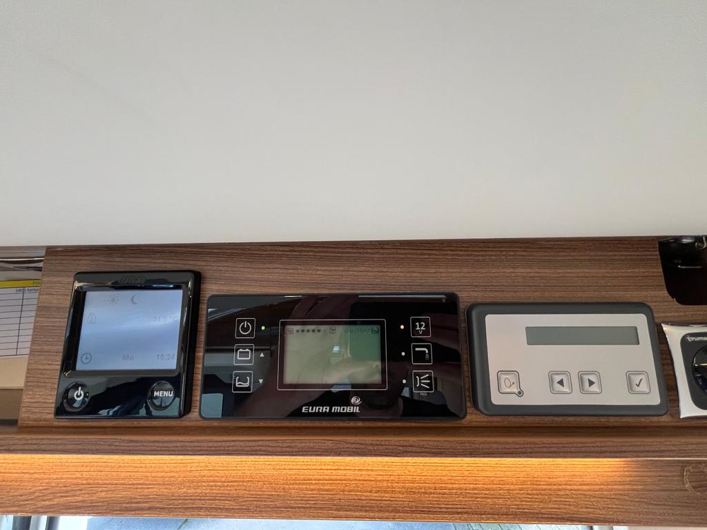 Eura Mobil Contura 716 EB Lithium Solar AHK SAT/TV ALDE – Foto 16 von 18