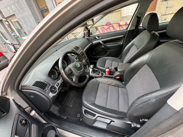 Skoda Oktavia 1.4 TSI Avtomatik DSG