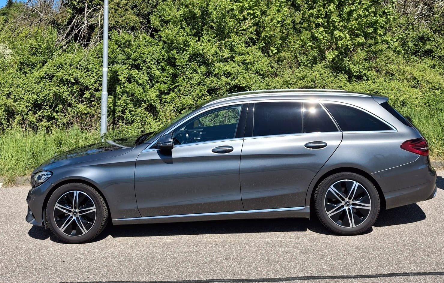 Mercedes-Benz C 220