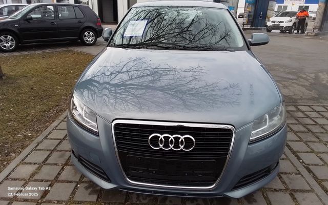 Audi A3 1.6 TDI (DPF) 99g CO2 Attraction