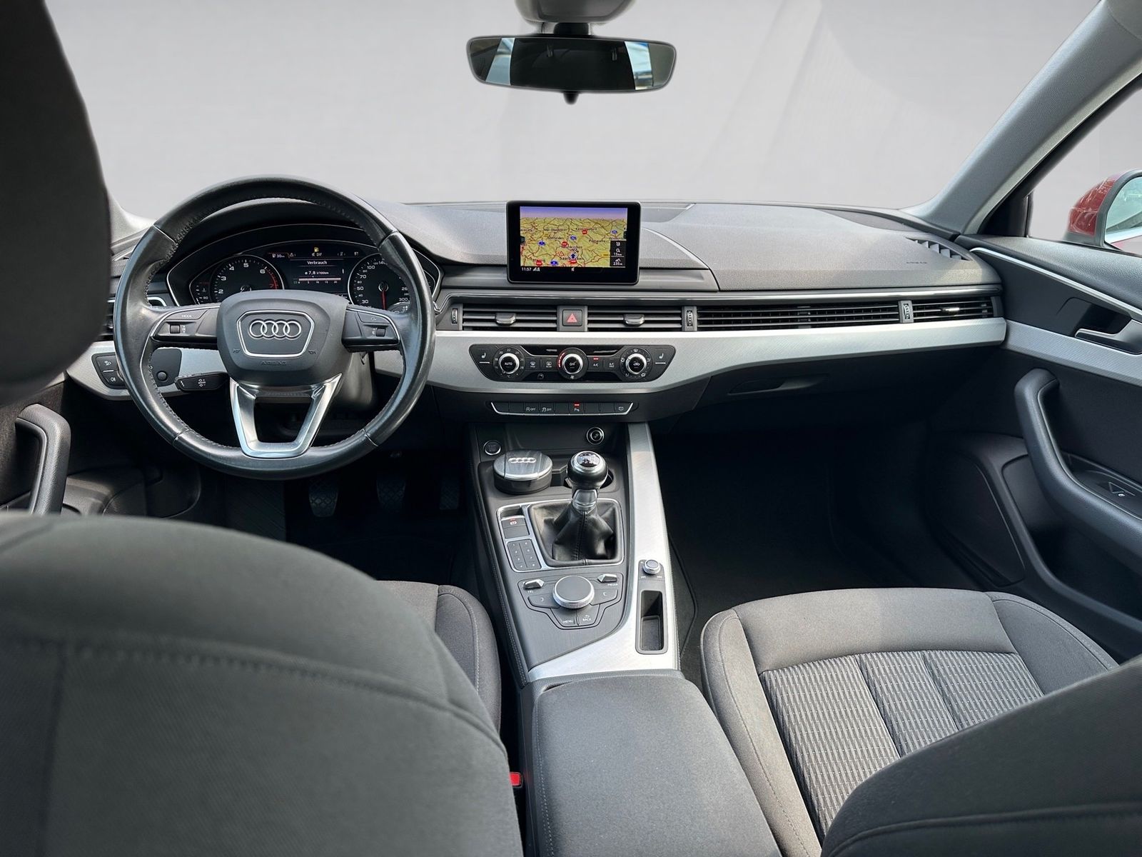 Fahrzeugabbildung Audi A4 Avant 1.4 TFSI design AHK,Navi,SHZ,Klimaaut.