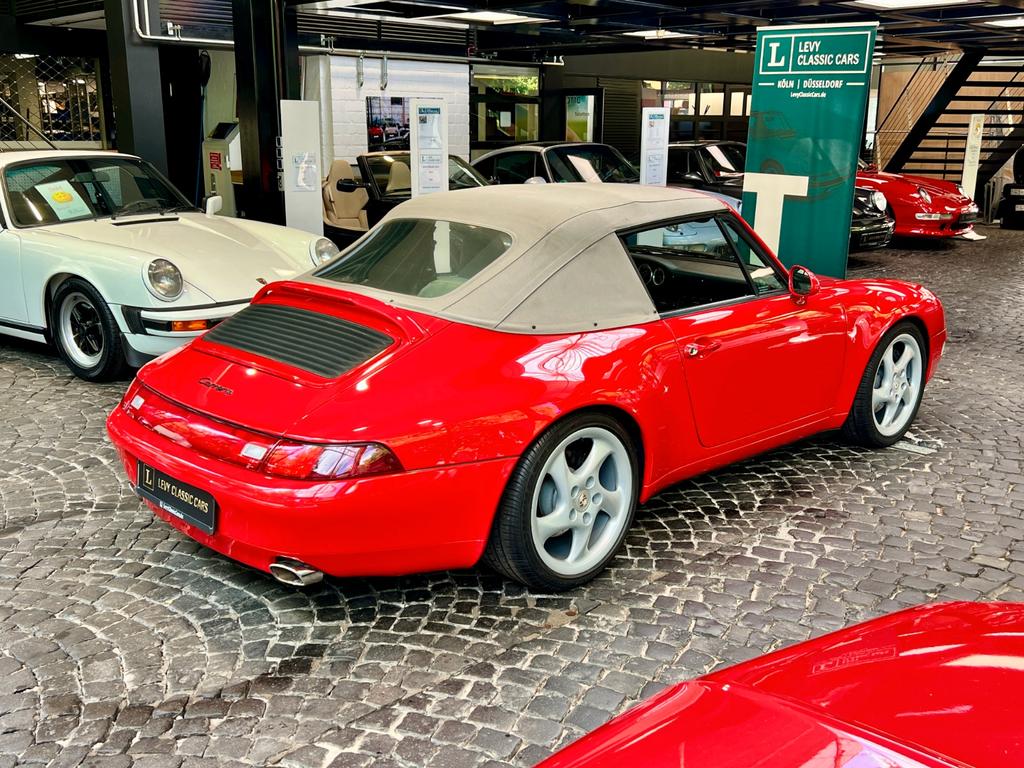 Porsche 993