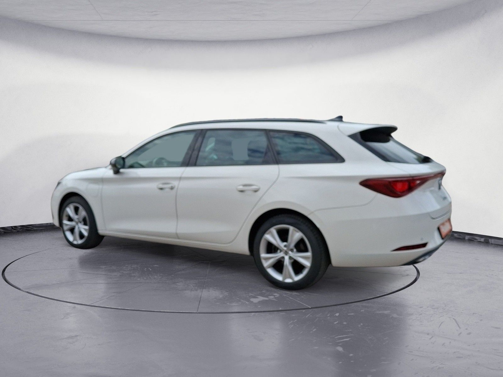 Seat Leon Sportstourer 1,4 eHybrid ACC*NAVI*PDC*LED*K imagem 3