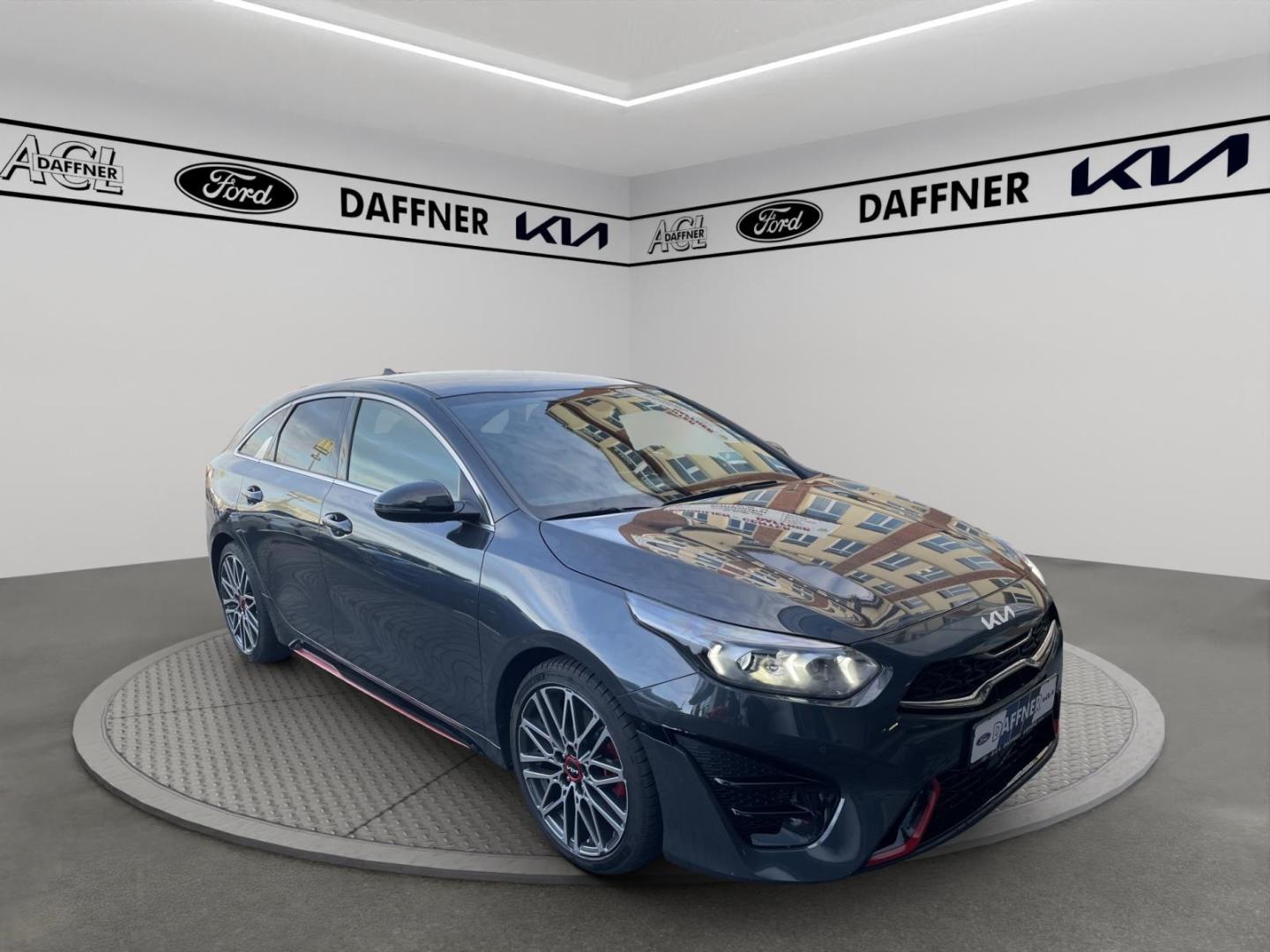Kia ProCeed GT LED totWinkASS Kamera Bastuck Anlage