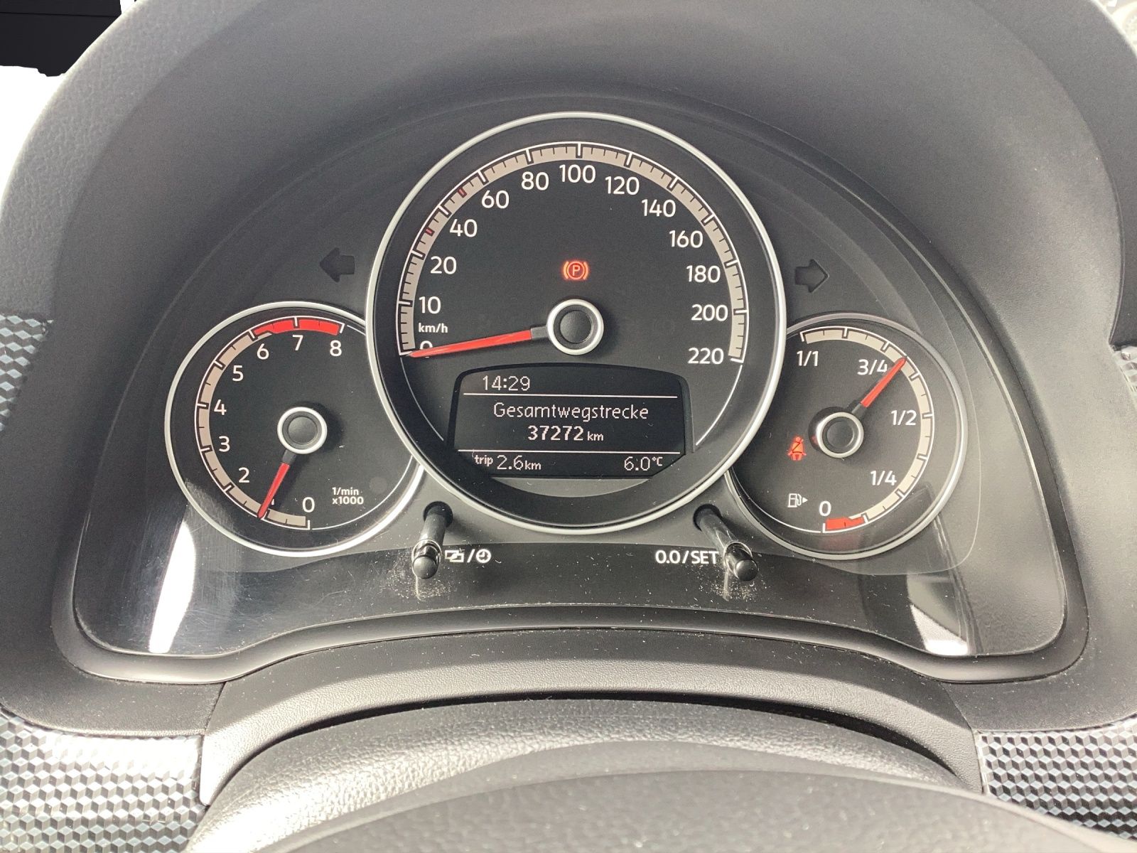 Fahrzeugabbildung Volkswagen up! 1.0 Basis Climatronic DAB GRA RFK SH