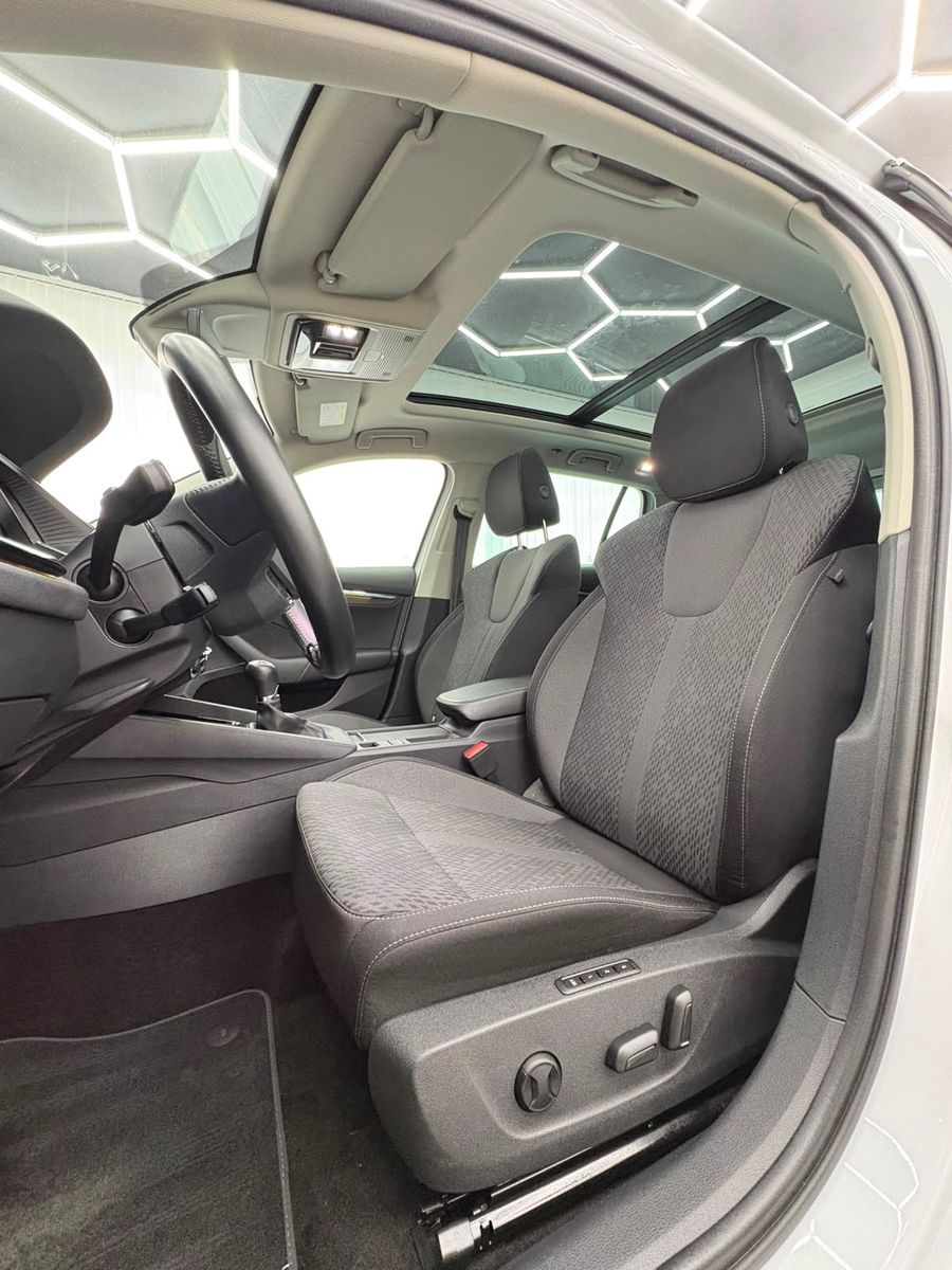 Skoda Octavia Combi First Edition Pano foto 10