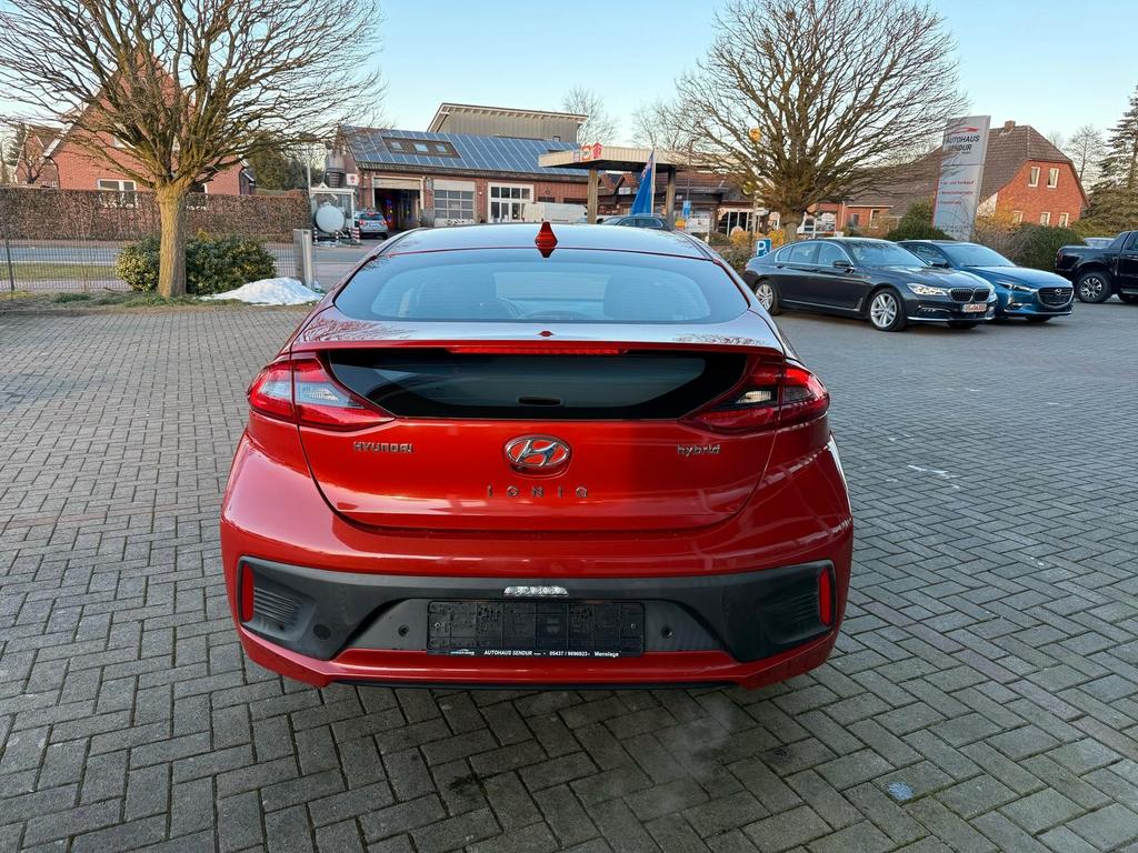Hyundai IONIQ