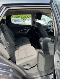 Hyundai SANTA FE - 12