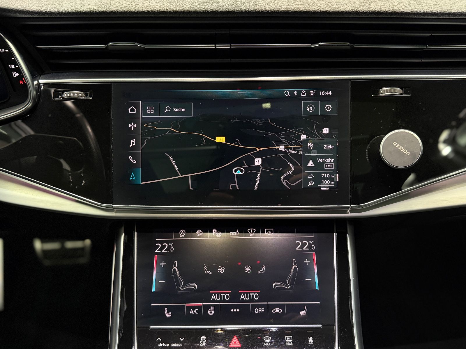 Fahrzeugabbildung Audi SQ7 4.0 TDI quattro|3D BANG&OLUFSEN|PANORAMA|AHK
