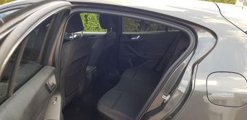 Fahrzeugabbildung Ford Focus Lim. ST-Line
