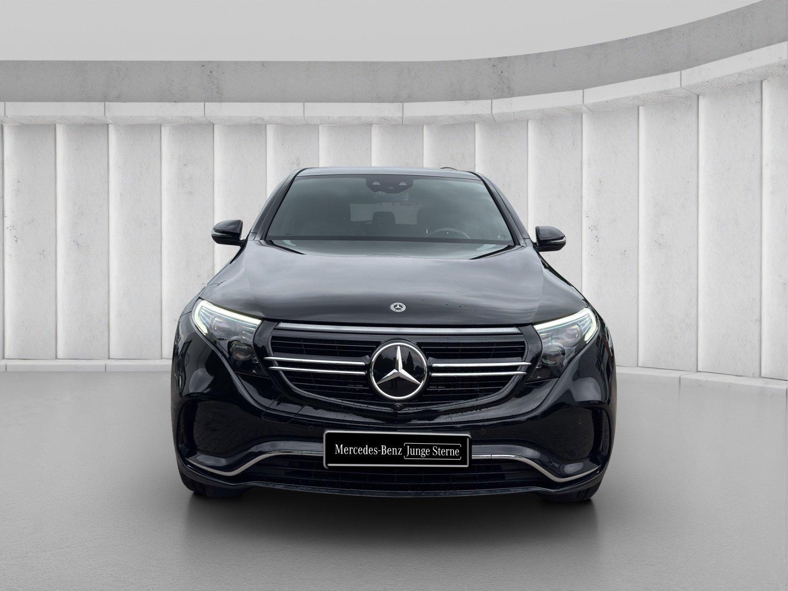 Mercedes-Benz EQC 400 4M AMG Schiebedach MULTIBEAM DISTRONIC