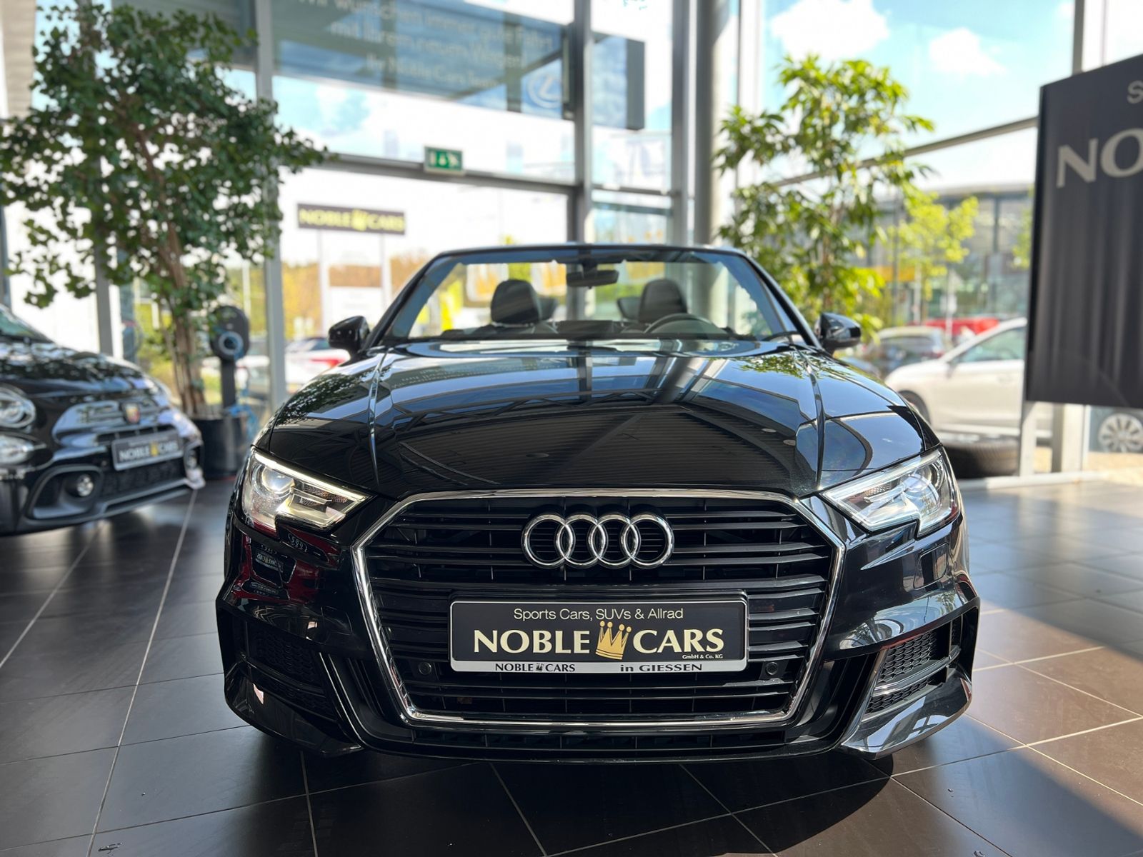 Fahrzeugabbildung Audi A3 Cabriolet 35 TFSI S line PDC XENON NAVI