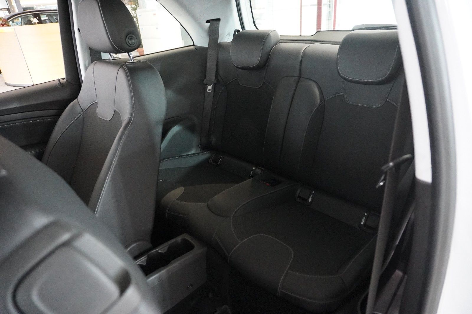 Fahrzeugabbildung Opel Adam 1.2 JAM KLIMA/SPORT/TEMP./USB/CITY/TOUCH