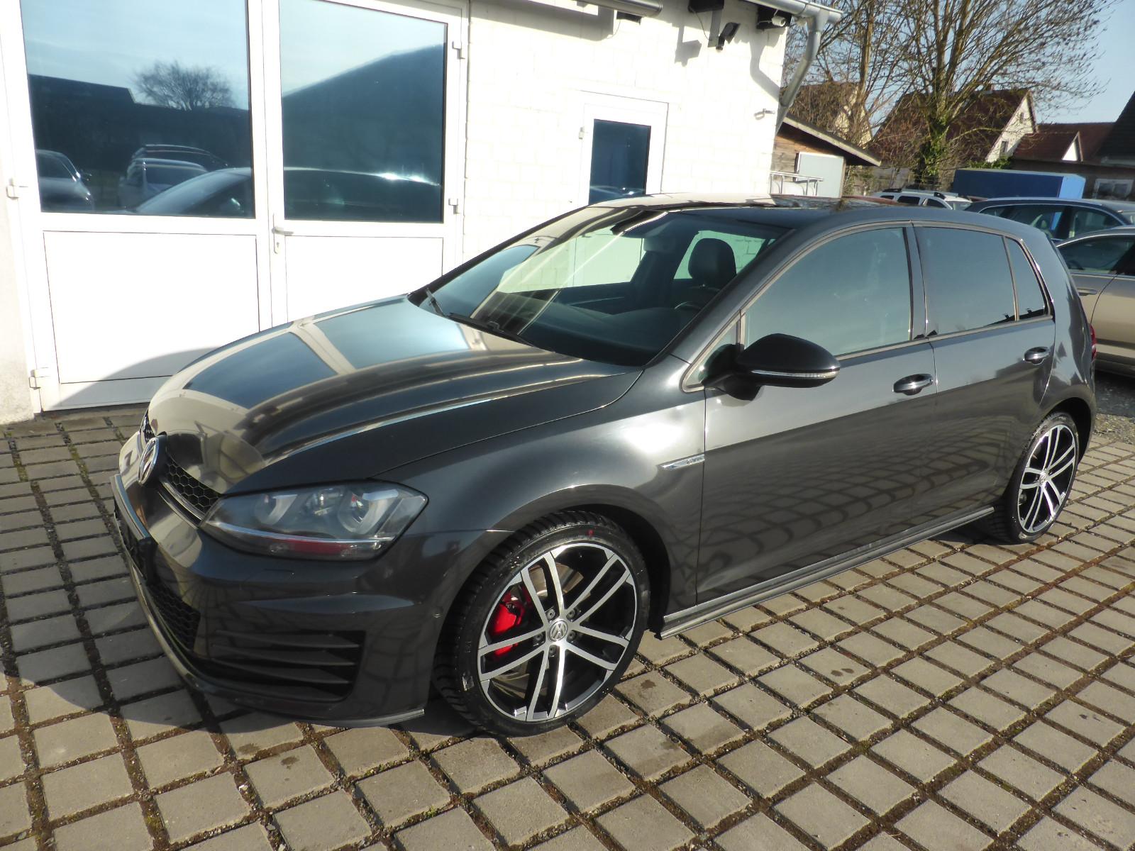 Volkswagen Golf VII Lim. GTD PANORAMD.LEDER KAMERA STANDH.