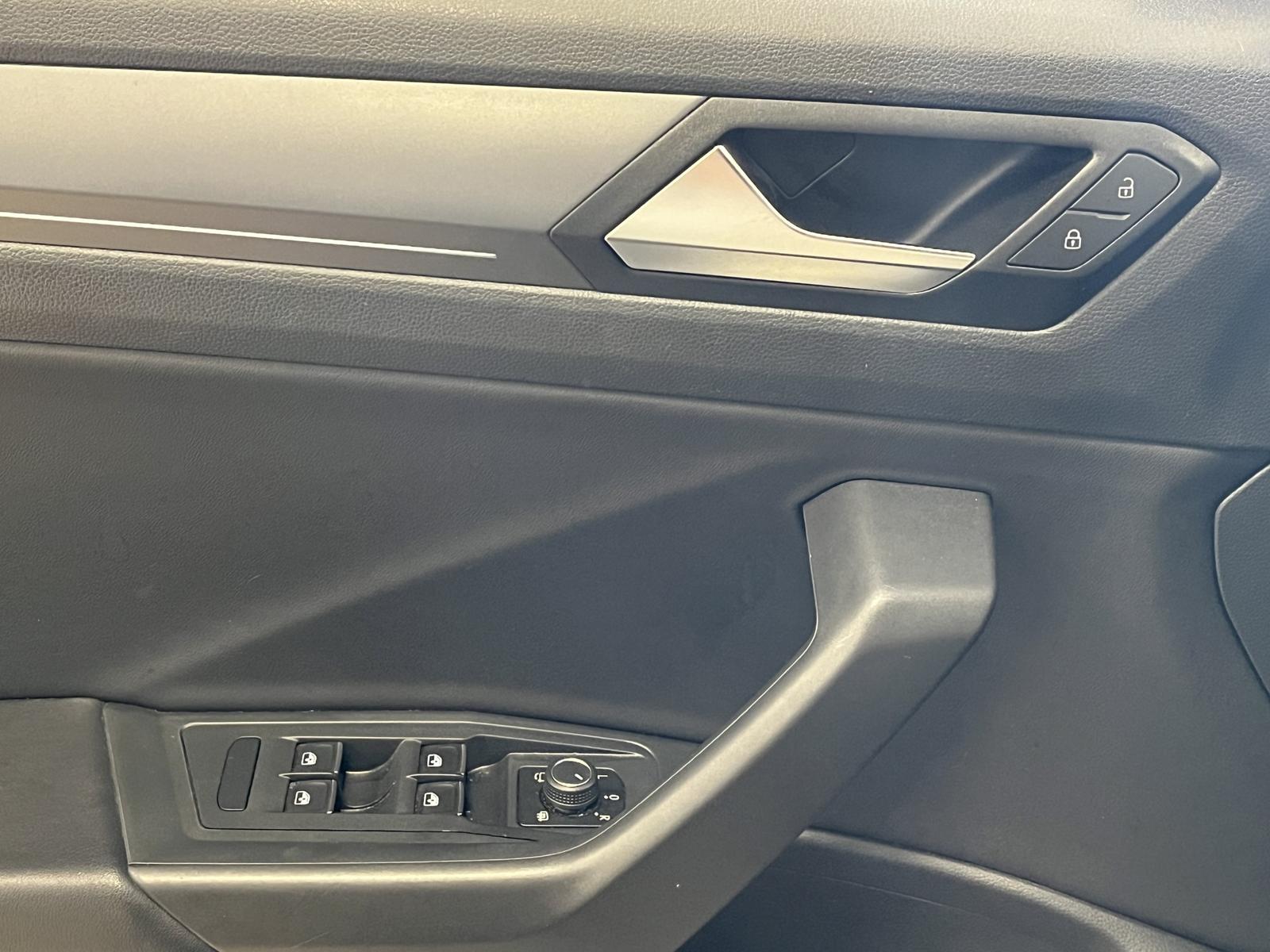 Volkswagen T-Roc R-Line*Navi*CarPlay*SHZ*ACC*R-Cam*Leder*1H, миниатюра 24