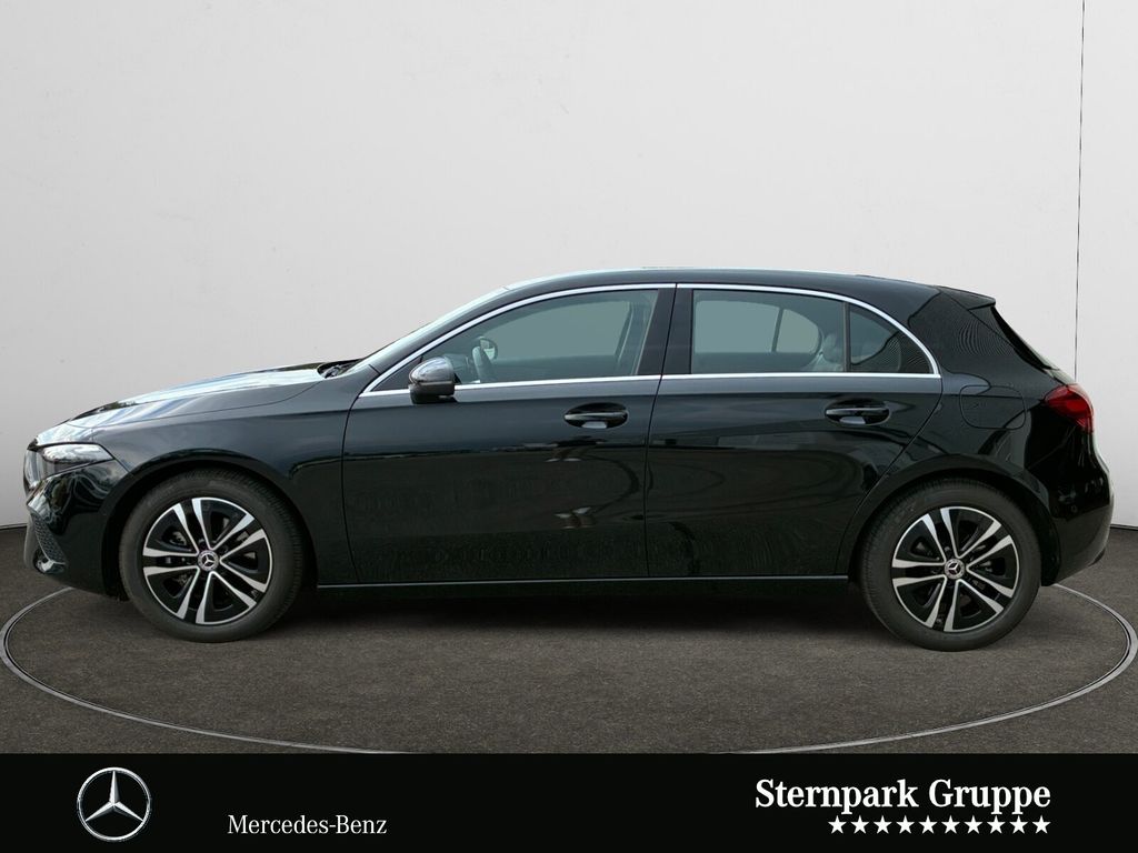 Mercedes-Benz A 180 — fotografia 2