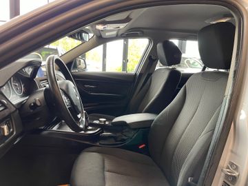 BMW 320d xDrive Touring Aut.*LED*NAVI*SHZ*PDC*ALLRAD