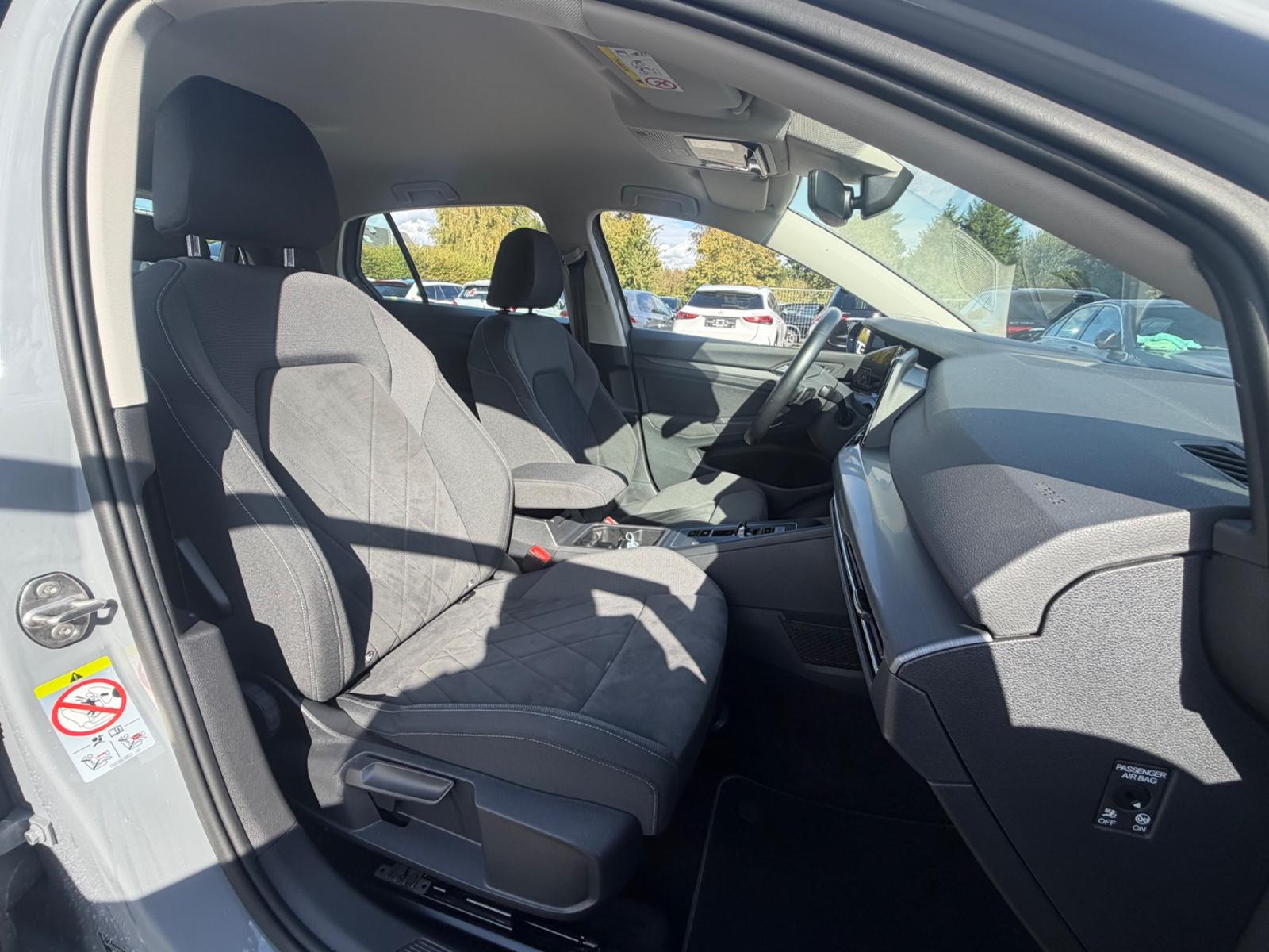 Volkswagen Golf VIII Lim. Style, миниатюра 20