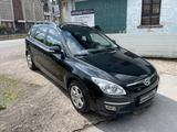 Hyundai i30 1.6 cw Comfort /1.Hand /Klimaauto. /AHK /SHZ - gebrauchte Hyundai i30 aus dem Jahr 2008