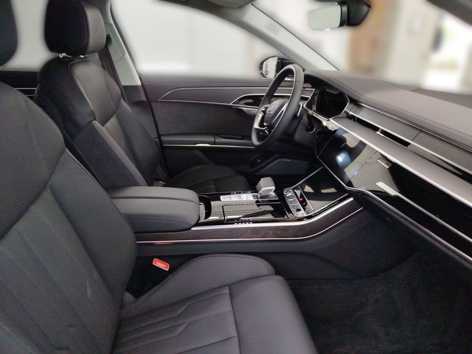 Audi A8 - Bild 13
