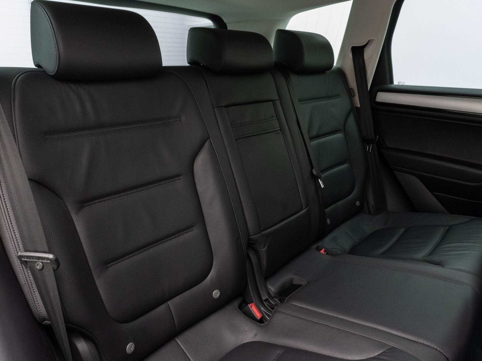 Fahrzeugabbildung Volkswagen Touareg V6 3.0 TDI Terrain Tech 4Motion PDC AHK