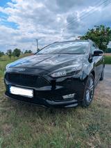 Ford FocWus 1,5 EcoBoost 110kW ST-Line Black Turni... - Ford Focus: ST Line Black