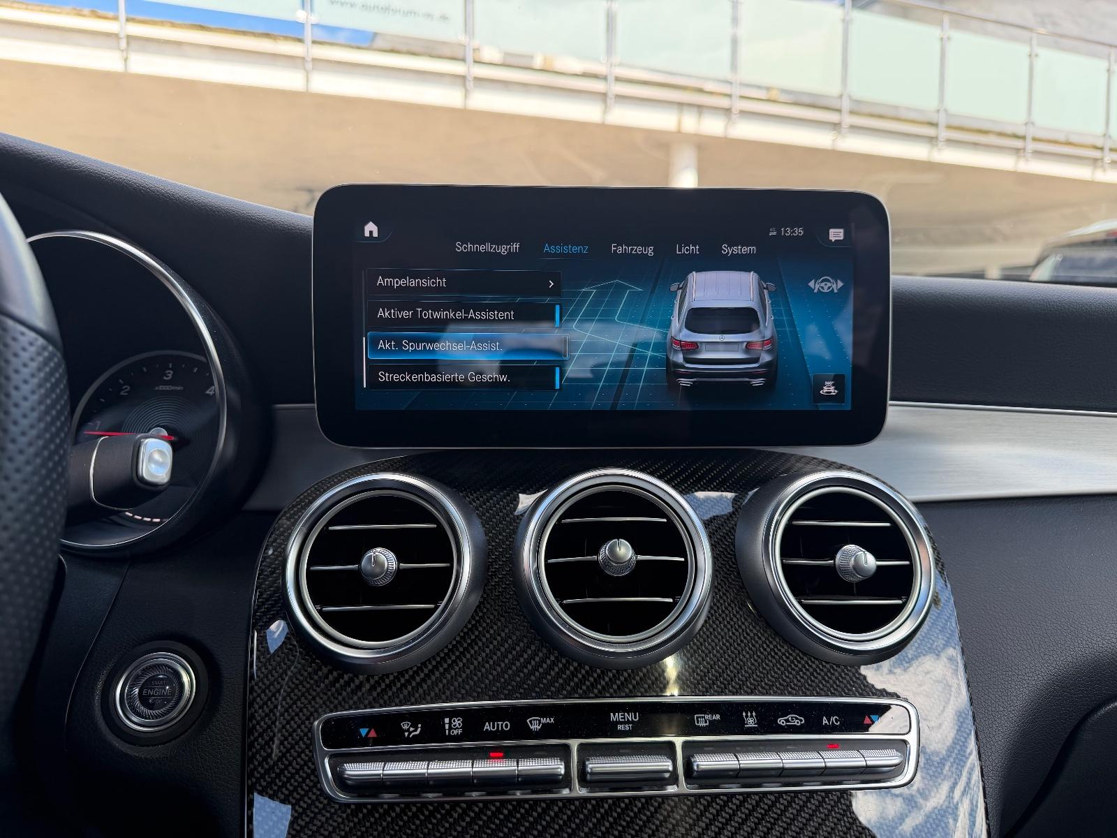 Mercedes-Benz GLC 300d 4Matic*AMG*AHK*Pano*Memory*Distr*360°