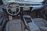 Audi Q8 50 e-tron qu. *S-line*Matrix*HuD*360°*CCS* - Audi Q8 aus 2024