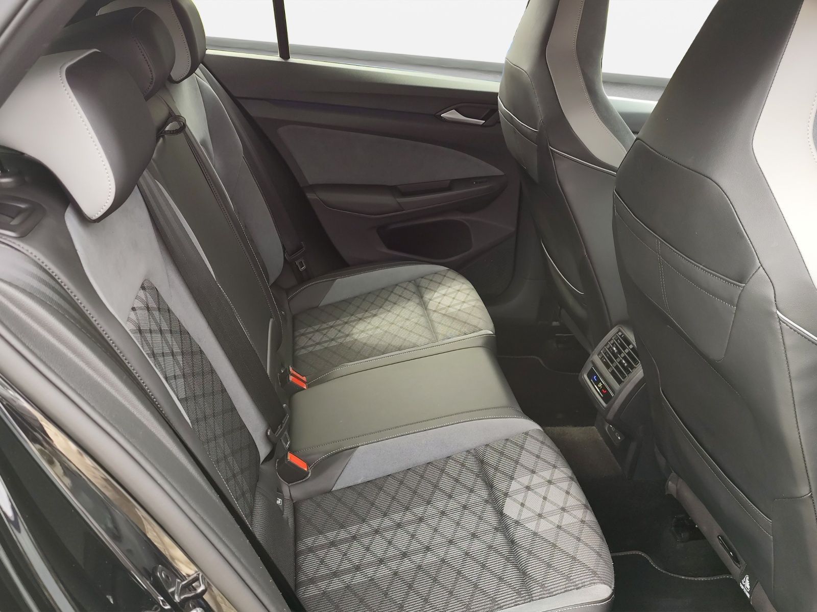 Volkswagen Golf - Bild 18